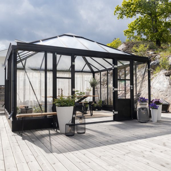 Oranssi ja viherhuone 19,2m² | Neliönmuotoinen premium-kasvihuone Oranssi ja viherhuone 19,2m² | Neliönmuotoinen premium-kasvihuone