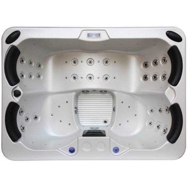 Spa Relaxio - 4 henkil�� | Lyfco