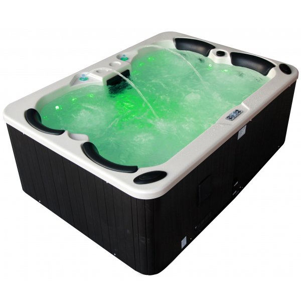 Spa Relaxio - 4 henkil�� | Lyfco