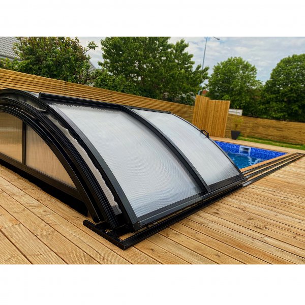 Uima-altaan katto 3x6m sivuovella | Kiinteä polykarbonaatti 4mm | Musta Uima-altaan katto 3x6m sivuovella | Kiinteä polykarbonaatti 4mm | Musta