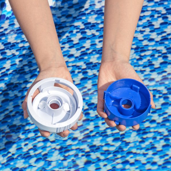 Bestway terässeinäallas 6,1x3,6m - 1,2m syvä | Hydrium Oval (56369) Bestway terässeinäallas 6,1x3,6m - 1,2m syvä | Hydrium Oval (56369)