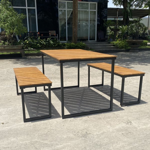 Pyt ja penkit | Ulkokalusteet | Akaasia | 4 paikkaa | Lyfco ja