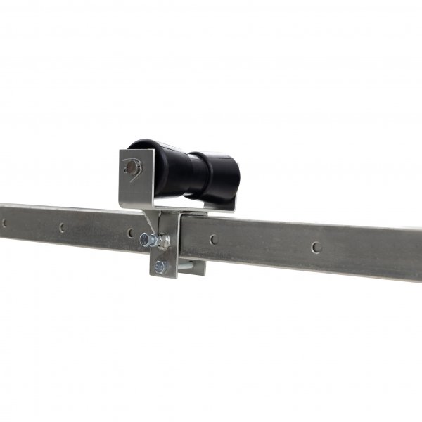 Venetraileri vinssillä | Suurin kantavuus 540 kg | 469 x 180 cm Venetraileri vinssillä | Suurin kantavuus 540 kg | 469 x 180 cm