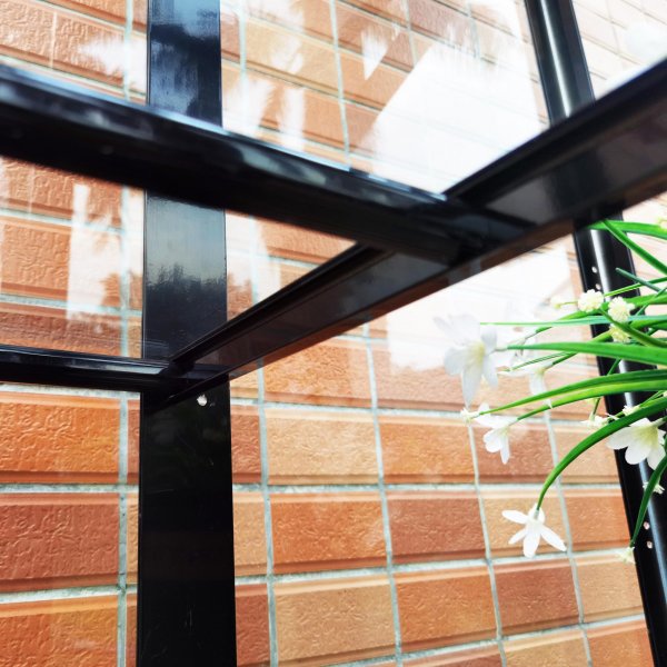 Korkea minikasvihuone | 4mm turvalasi | Musta