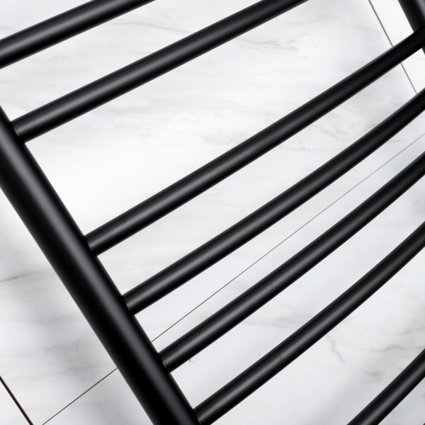 Shkinen pyyhekuivain 52x126x12,5cm | 9001 | Musta