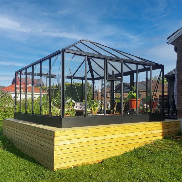 Oranssi ja viherhuone 19,2m² | Neliönmuotoinen premium-kasvihuone Oranssi ja viherhuone 19,2m² | Neliönmuotoinen premium-kasvihuone