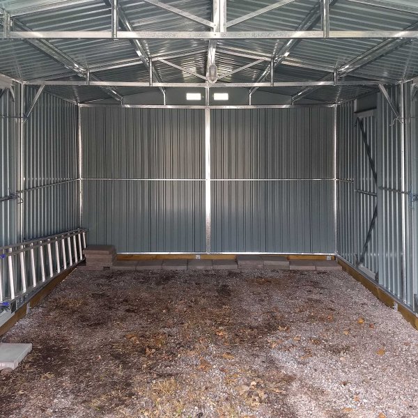 Peltiautotalli 23m | Pariovi | Tydellinen sarja | Premium