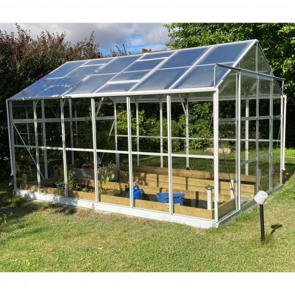 Kasvihuone 9,6 m | 4mm turvalasi | 5 vuoden myrskytakuu