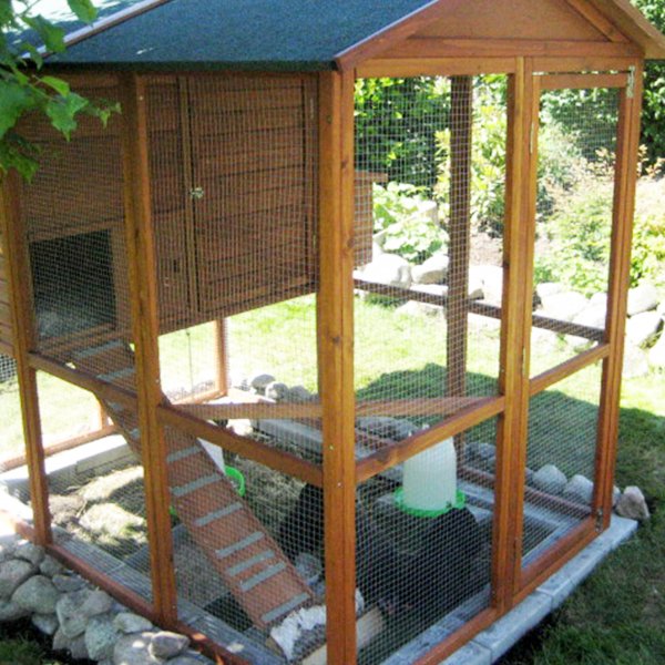 Kanatalo kanapihalla | Kevyesti puhdistettu | Täydellinen sarja | 1,9x1,7x1,6m Kanatalo kanapihalla | Kevyesti puhdistettu | Täydellinen sarja | 1,9x1,7x1,6m