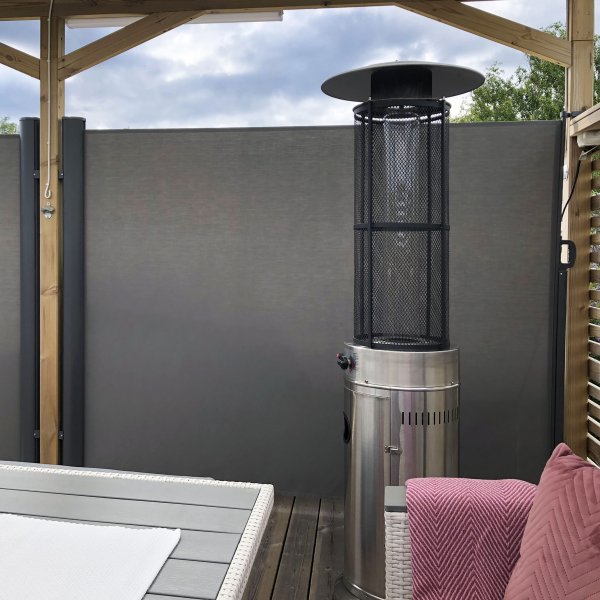 Korkea sivumarkiisi 1,8x3m | Aurinko-, tuuli- ja n�k�suojaksi | Metalcraft