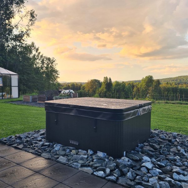 Hot tub Foibe - 4 henkil�� | Balboa VL260 | Lyfco