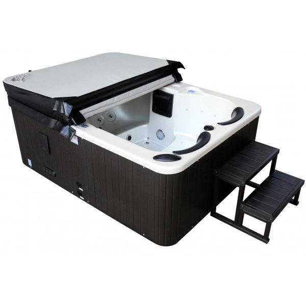 Spa Relaxio - 4 henkil�� | Lyfco