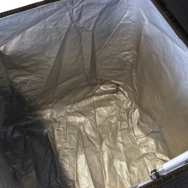 Lounge ryhm� | Kaksinkertainen sis��nrakennettu s�ilytystila | Musta synteettinen rottinki | Djursvik