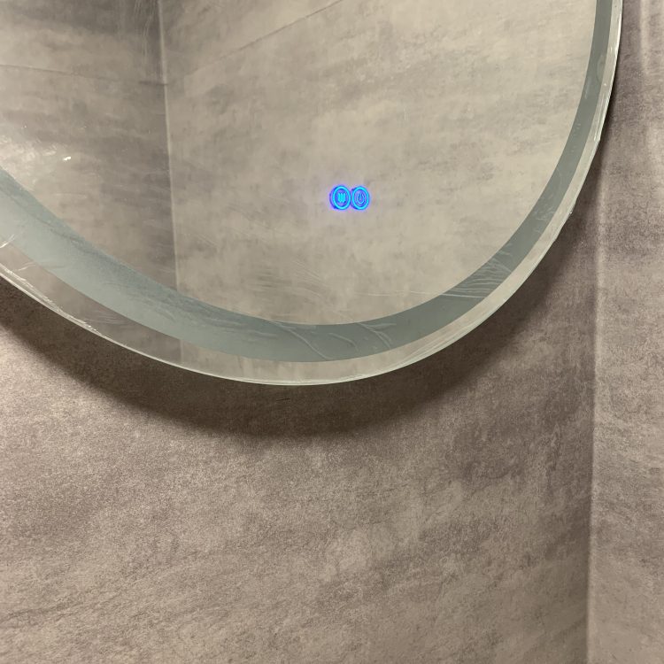 Asiakaskuva Py�re� kylpyhuonepeili 80cm | LED-valaistus, huurtumisenesto ja himmennin