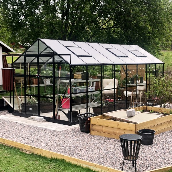 Kasvihuone 12,7m² | 5 vuoden myrskytakuu | 4mm turvalasi Kasvihuone 12,7m² | 5 vuoden myrskytakuu | 4mm turvalasi