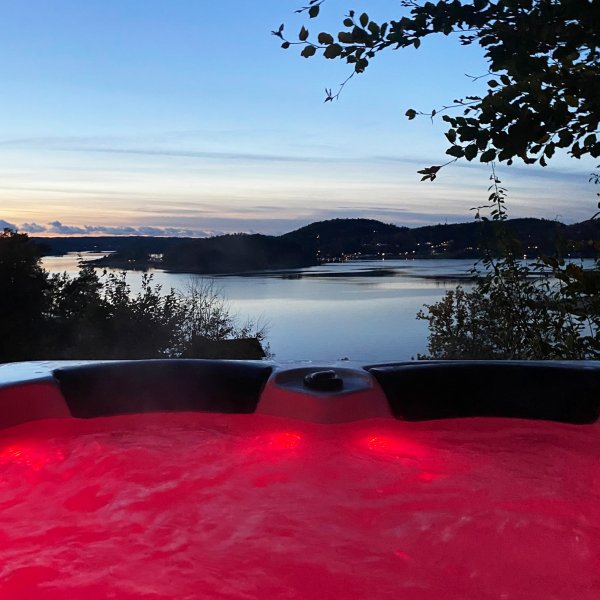 Spa Relaxio - 4 henkil�� | Lyfco