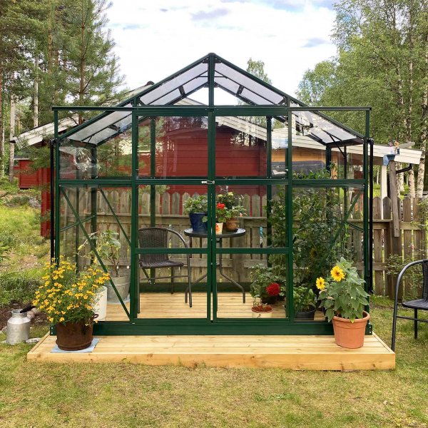 Kasvihuone 3,3m² | 4mm turvalasi | 5 vuoden myrskytakuu Kasvihuone 3,3m² | 4mm turvalasi | 5 vuoden myrskytakuu