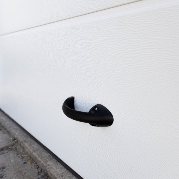 Autotallin ovi Liukuovi kaukostimell | 2,4m leve