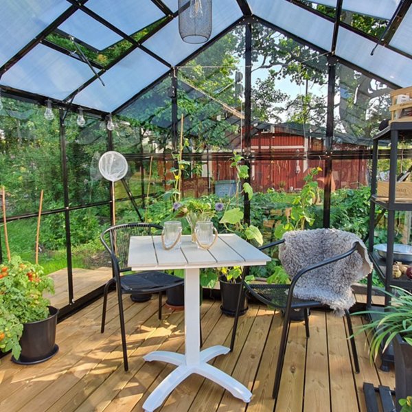 Kasvihuone 12,7m² | 5 vuoden myrskytakuu | 4mm turvalasi Kasvihuone 12,7m² | 5 vuoden myrskytakuu | 4mm turvalasi