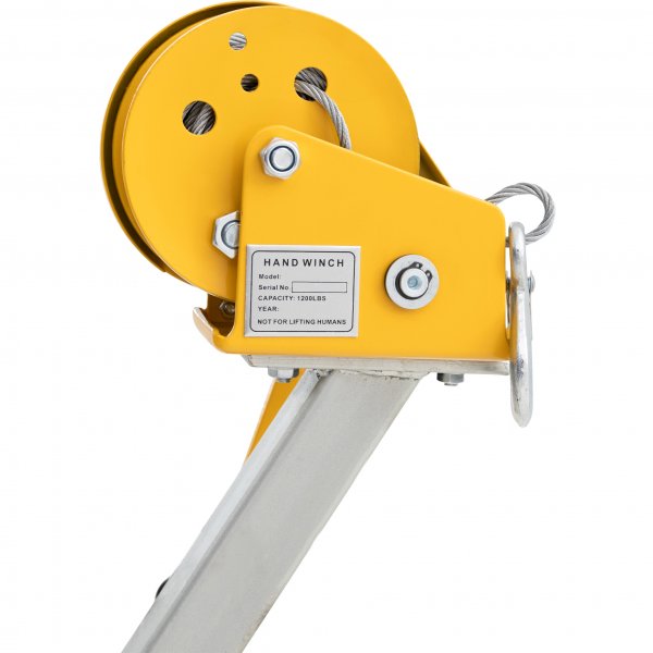 Venetraileri vinssillä | Suurin kantavuus 540 kg | 469 x 180 cm Venetraileri vinssillä | Suurin kantavuus 540 kg | 469 x 180 cm