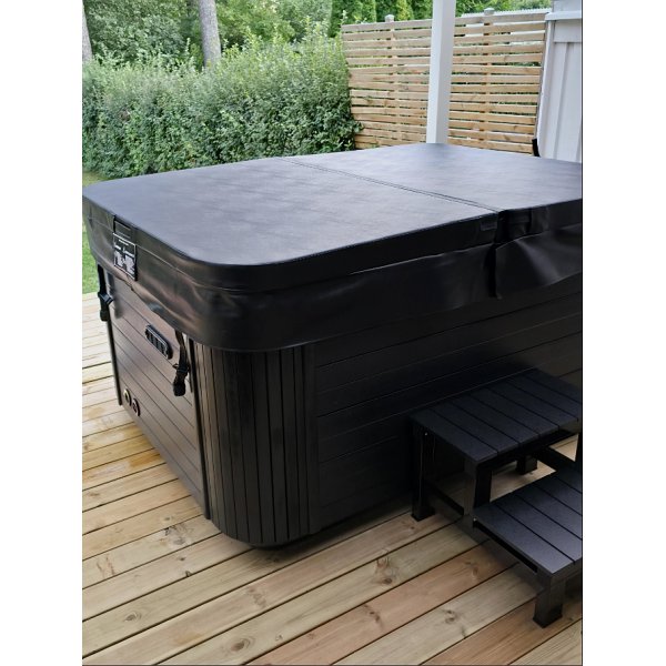 Perseus Hot Tub | 2 hengelle | 27 suihkukonetta | LED-valaistus | Lyfco Perseus Hot Tub | 2 hengelle | 27 suihkukonetta | LED-valaistus | Lyfco