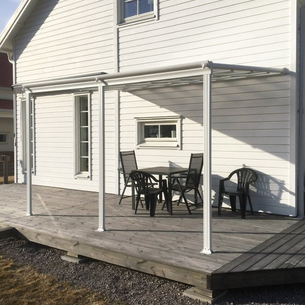 Parveke 3,7x2,5m | Erittäin korkea | Kanava muovi / alumiini Parveke 3,7x2,5m | Erittäin korkea | Kanava muovi / alumiini