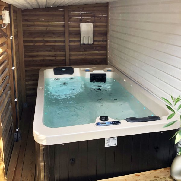 Kylpytynnyri Nirvana - 2 henkil | Lyfco