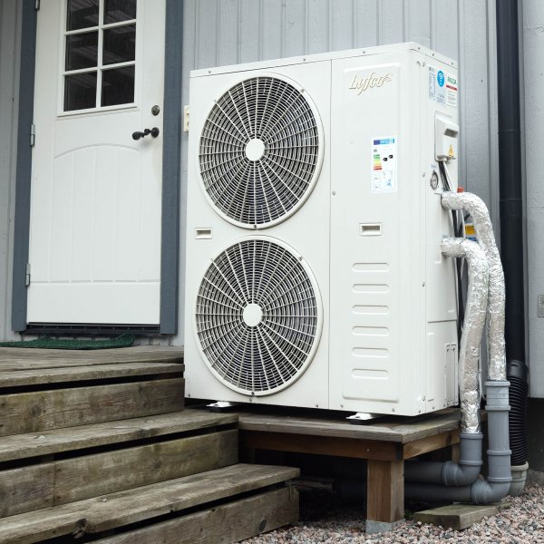 Ilma-vesi lämpöpumppu 24kW | Kestää -30°C | Lämmittää 300m² | Invertteri | Wifi Ilma-vesi lämpöpumppu 24kW | Kestää -30°C | Lämmittää 300m² | Invertteri | Wifi