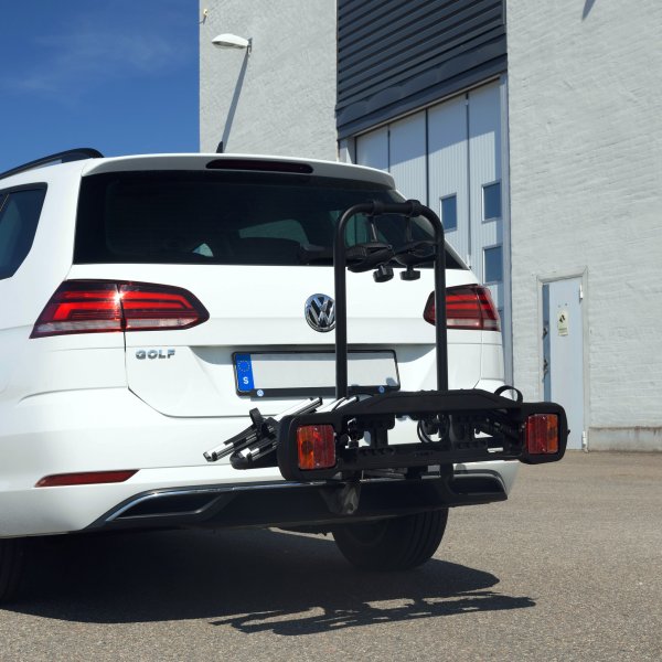 Pyrteline auto valoilla | 2 pyrlle