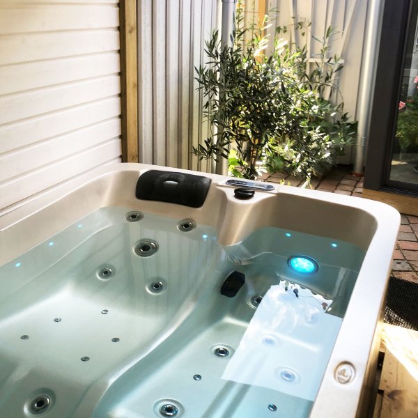 Kylpytynnyri Nirvana - 2 henkil | Lyfco