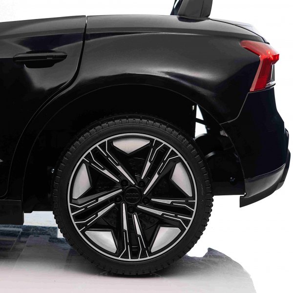 Lasten sähköauto Audi RS e-tron GT | 12V - 2x25W | 7Ah | Musta Lasten sähköauto Audi RS e-tron GT | 12V - 2x25W | 7Ah | Musta