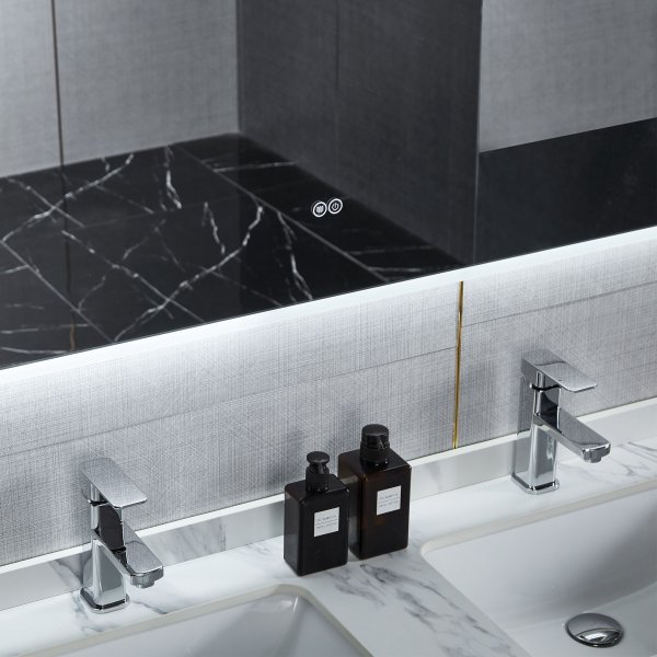 Kylpyhuoneen peili | LED-valaistus ja kosketusohjattu himmennin Kylpyhuoneen peili | LED-valaistus ja kosketusohjattu himmennin