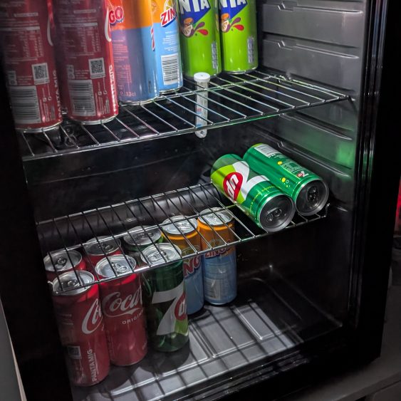 Asiakaskuva Vapaasti seisova minij��kaappi | 70 t�lkki� | Hiljainen juoksu