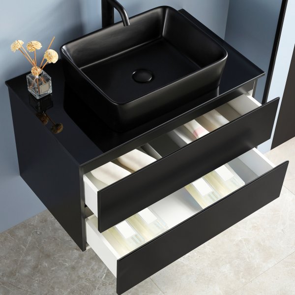 lipasto | Musta pesuallas | Nimbus lipasto | Musta pesuallas | Nimbus