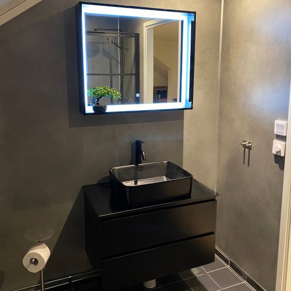 lipasto | Musta pesuallas | Nimbus lipasto | Musta pesuallas | Nimbus