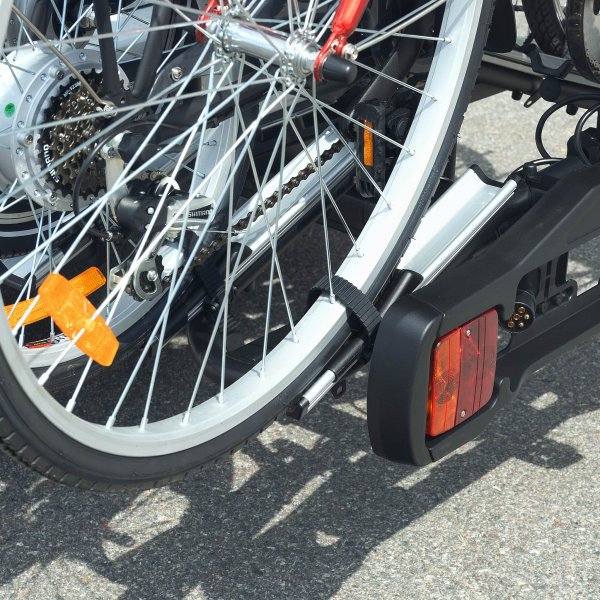 Polkupyöräteline auto valoilla | 4 pyörälle Polkupyöräteline auto valoilla | 4 pyörälle