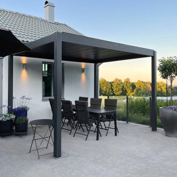 Pergola Premium | Moottorikäyttöinen säleikön katto Pergola Premium | Moottorikäyttöinen säleikön katto