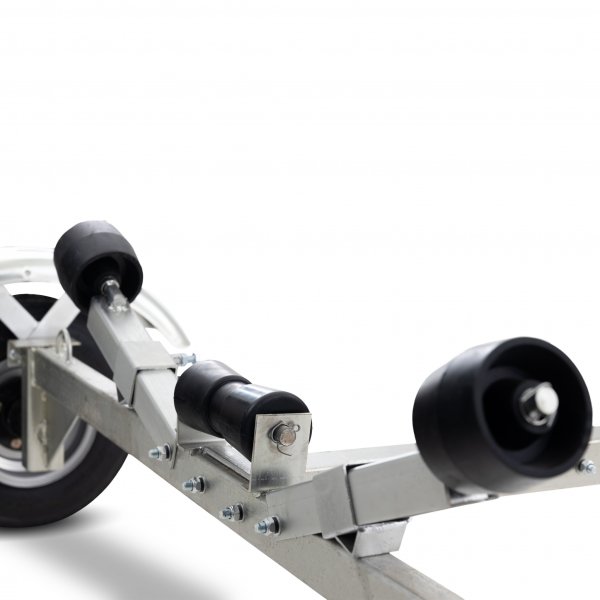 Venetraileri vinssillä | Suurin kantavuus 540 kg | 469 x 180 cm Venetraileri vinssillä | Suurin kantavuus 540 kg | 469 x 180 cm