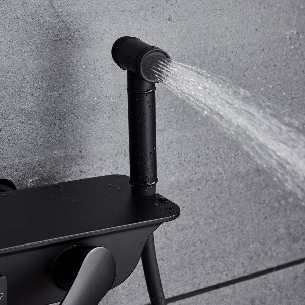 Kattosuihkusetti LED-näytöllä | Musta Kattosuihkusetti LED-näytöllä | Musta