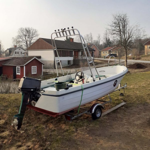 Venetraileri vinssill | Max kuorma 600kg | 433x168cm