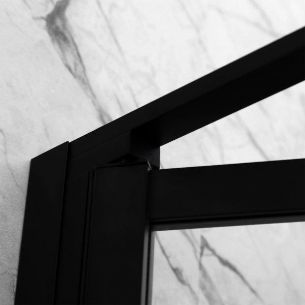 Suihkunurkkaus mustilla profiileilla | 6mm turvalasi