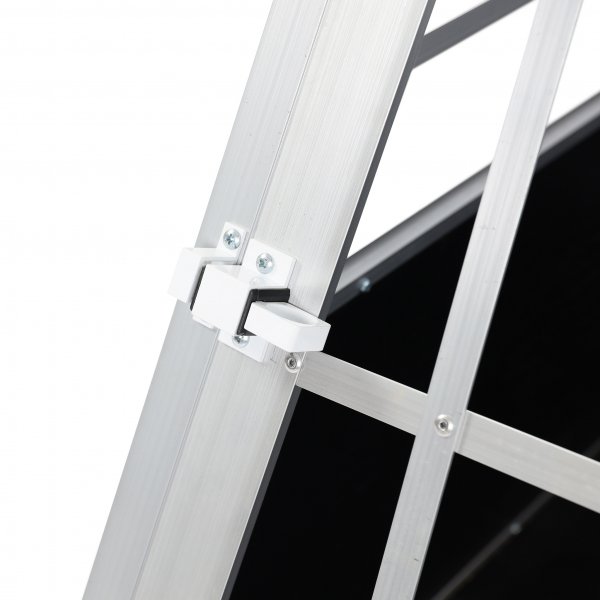 Iso koiran hkki autoon